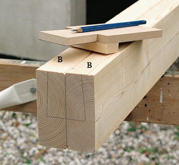 Lovi on valmiina taltattavaksi. Lasikatto terassille: Lovi on valmiina taltattavaksi